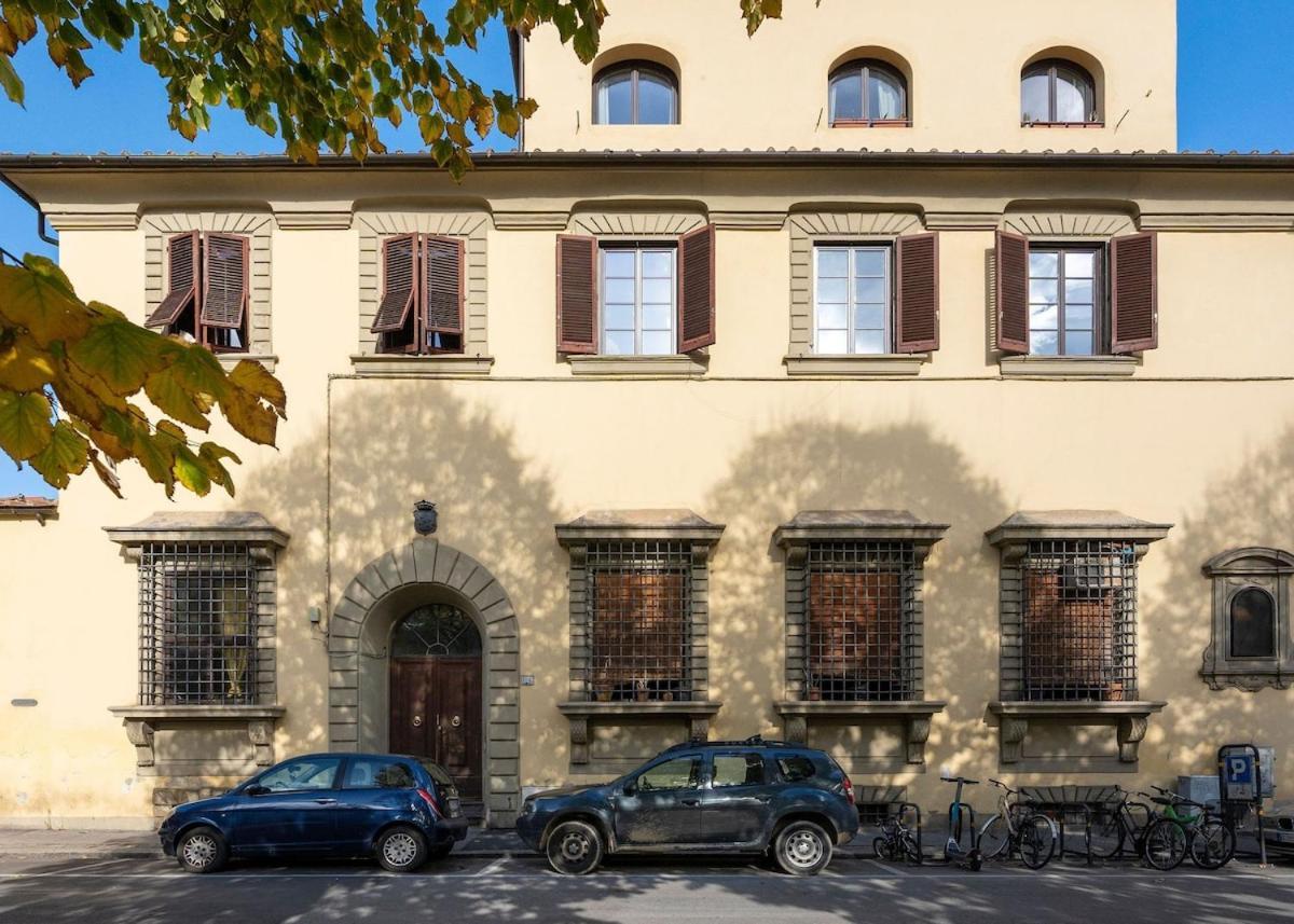 Stunning In Antique Xii Appartement Florence
