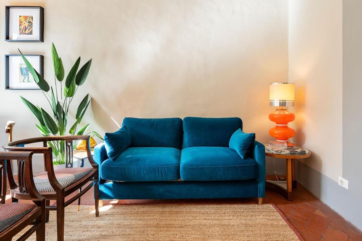 Stunning In Antique Xii Appartement